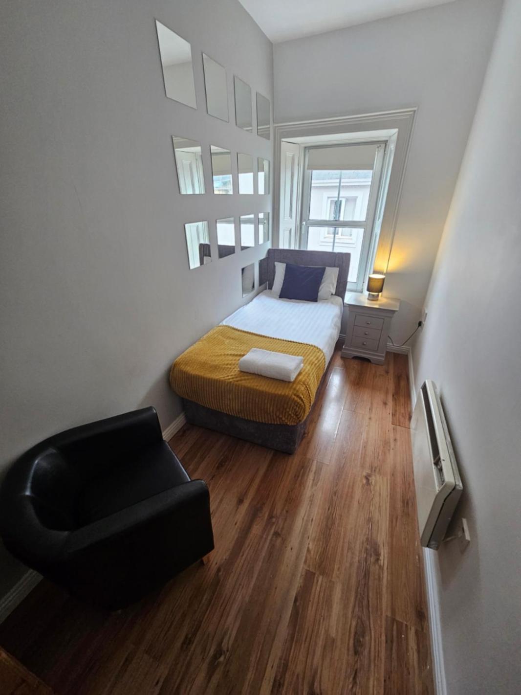 Appartamento Latin Quarter Townhouse Galway Esterno foto